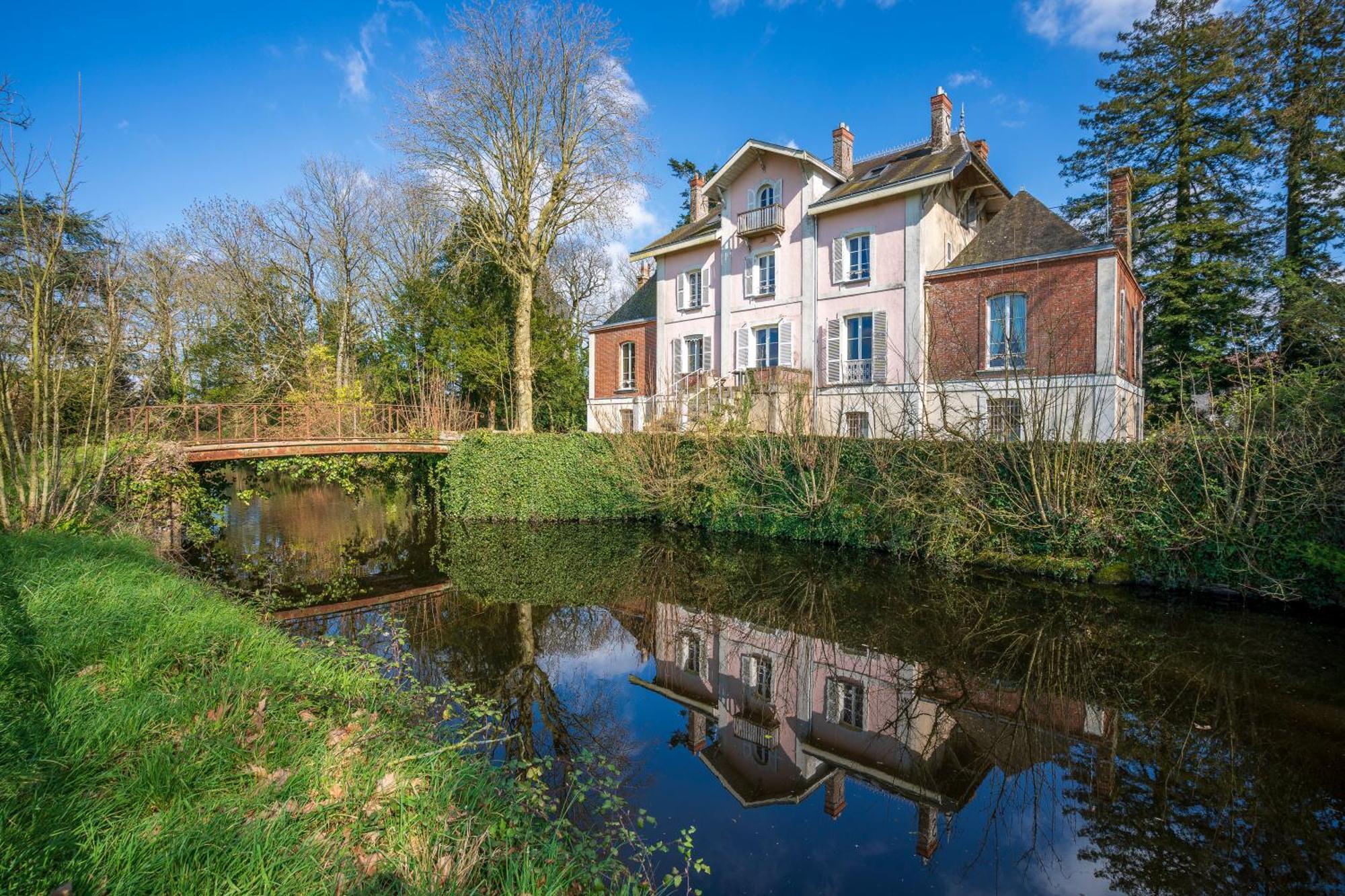 Chateau De La Tourlandry Chemille-en-Anjou Exterior photo